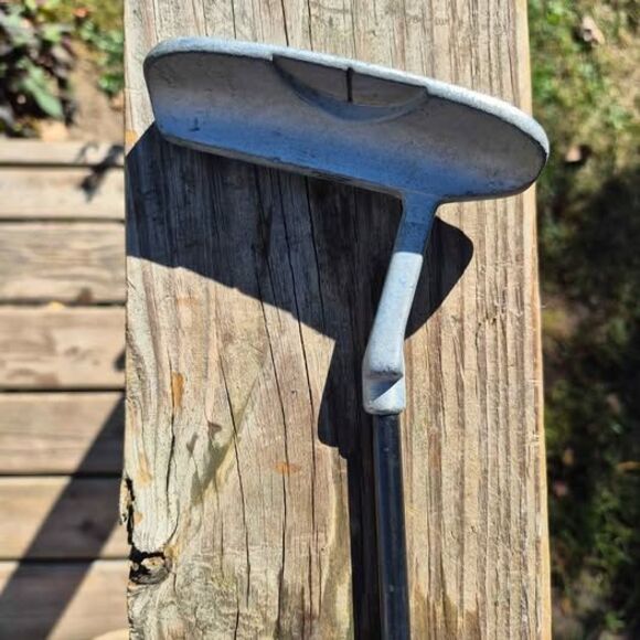 Tri-Touch Putter - Graphite Shaft - 34" - RH - Picture 4 of 6